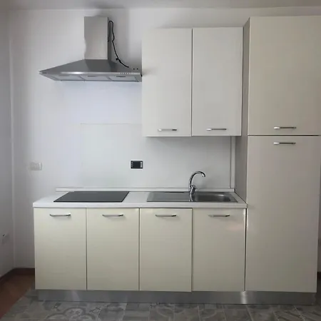 Aurasol Apartment *