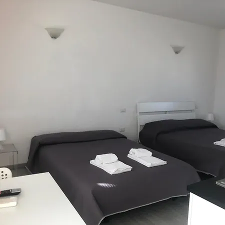 Aurasol Apartment *