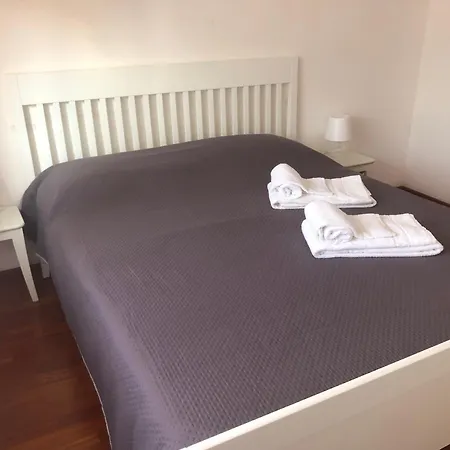 Aurasol Apartment *